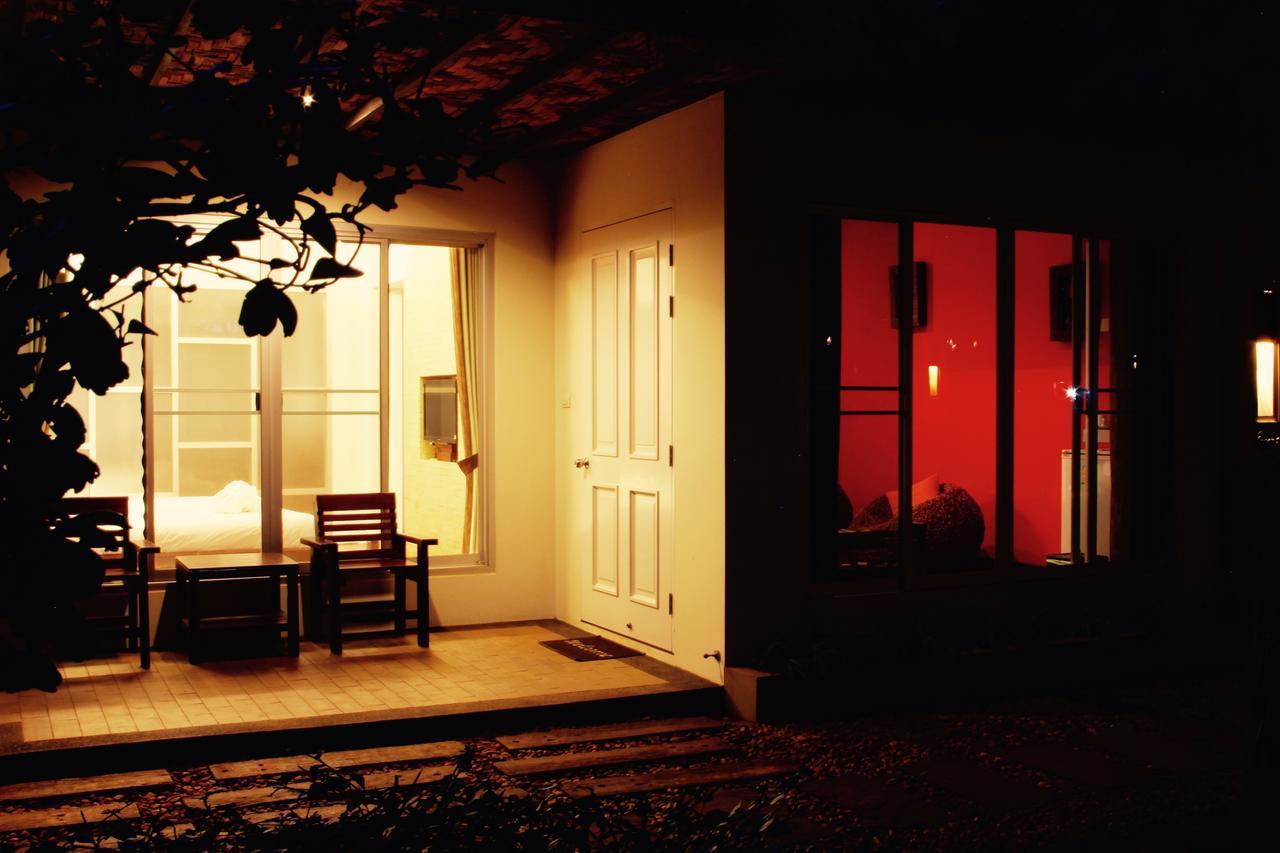 Hotel Singha Rubber Tree Ban Huai Maenam Noi Exterior foto