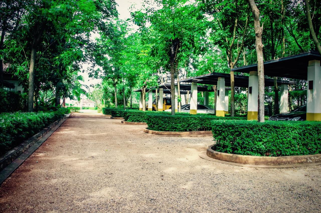 Hotel Singha Rubber Tree Ban Huai Maenam Noi Exterior foto