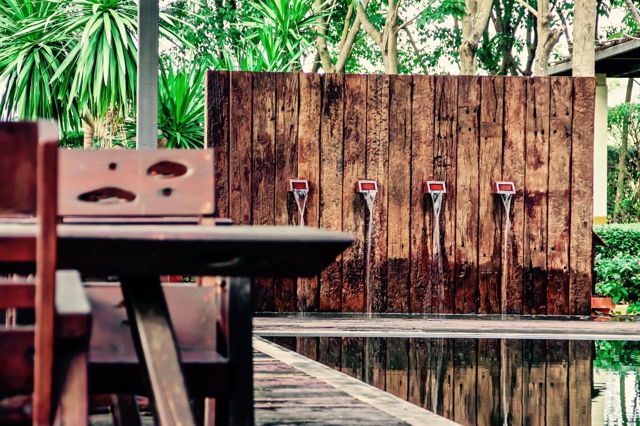 Hotel Singha Rubber Tree Ban Huai Maenam Noi Exterior foto
