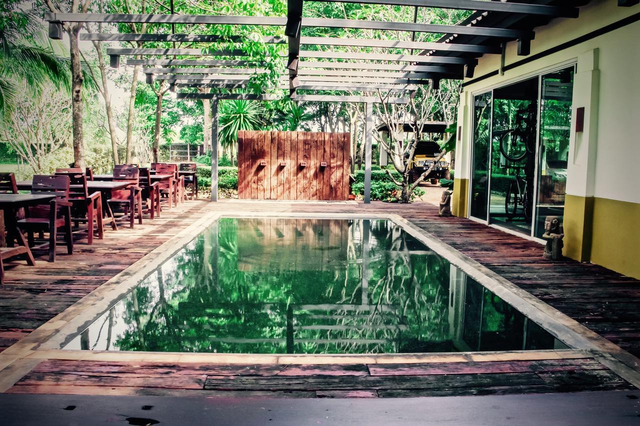 Hotel Singha Rubber Tree Ban Huai Maenam Noi Exterior foto