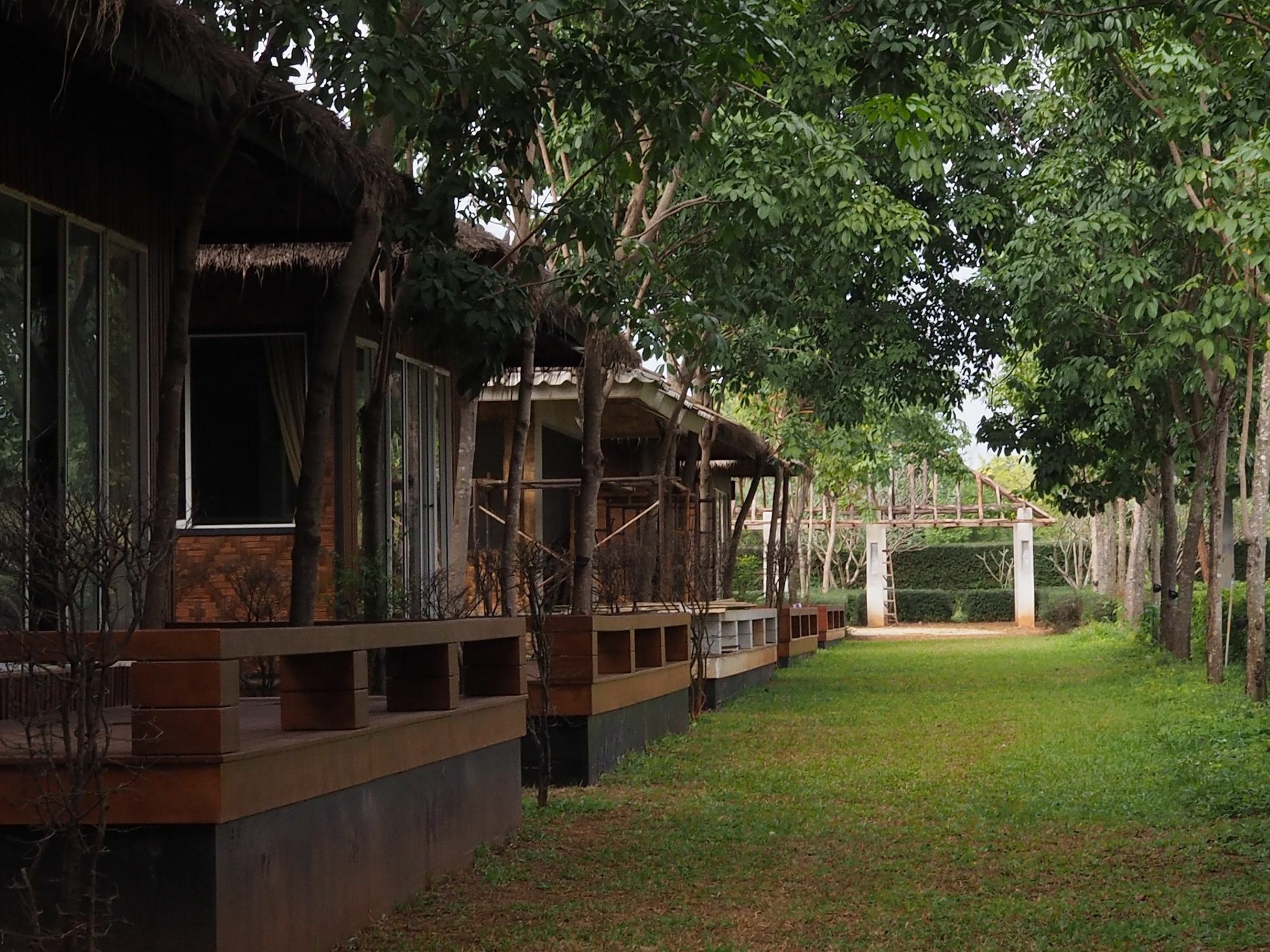 Hotel Singha Rubber Tree Ban Huai Maenam Noi Exterior foto